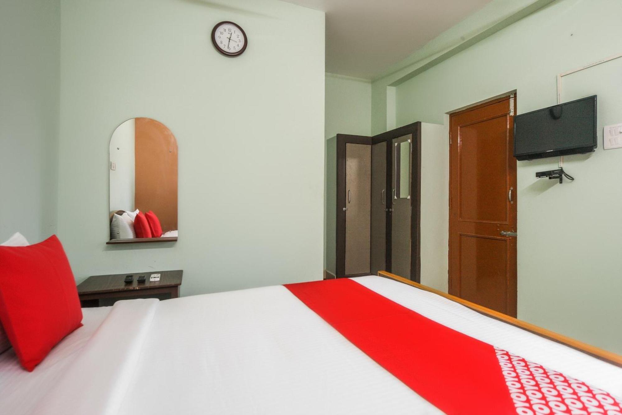 Oyo Modern Guest House Ченнаи Экстерьер фото