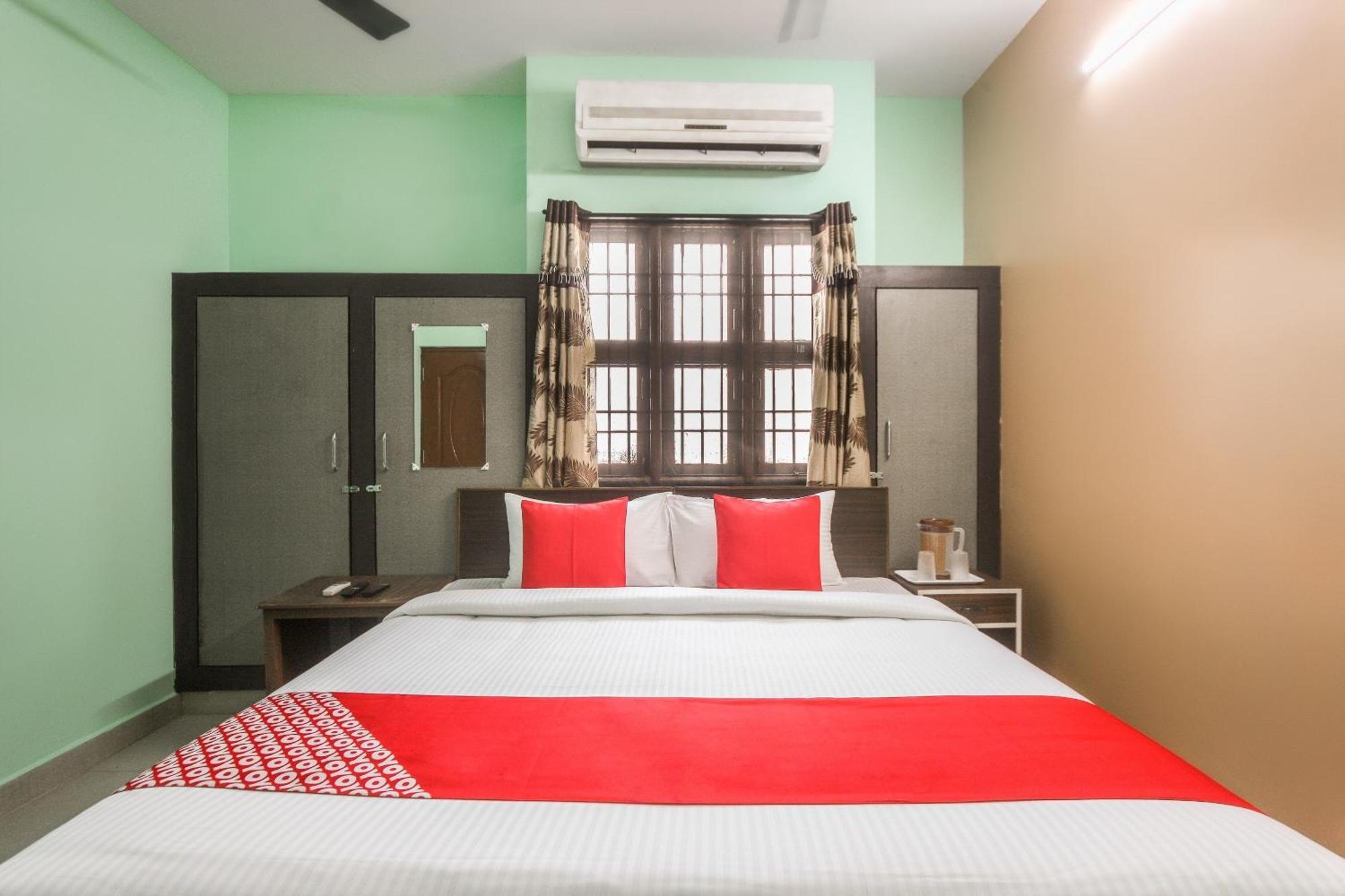 Oyo Modern Guest House Ченнаи Экстерьер фото
