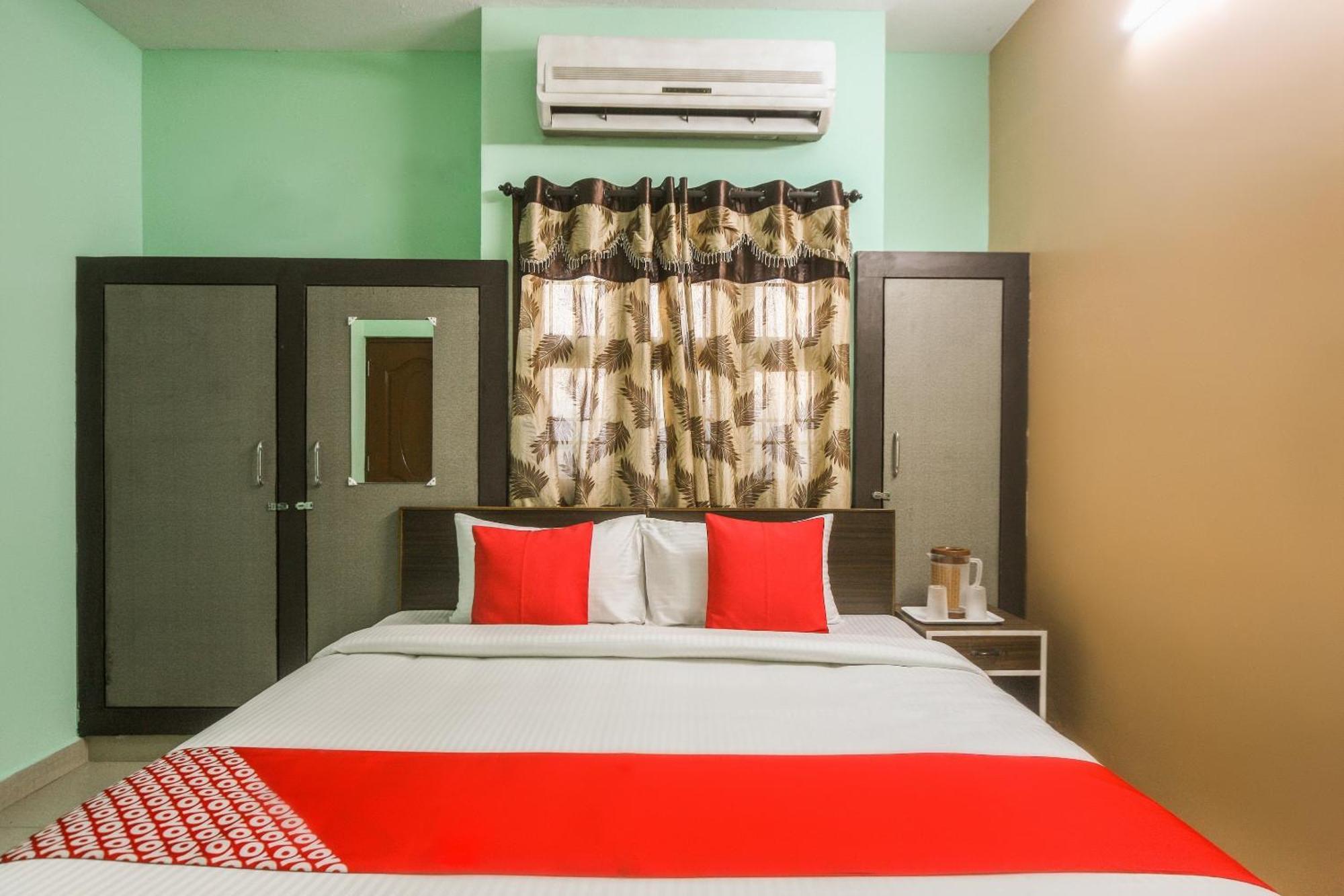 Oyo Modern Guest House Ченнаи Экстерьер фото